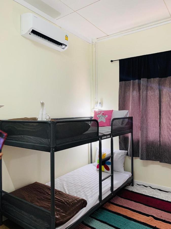 Baan Mae Somkid Homestay Sukhothai Exterior photo